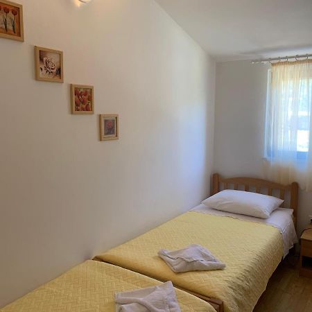 Apartments Ema Sali Ngoại thất bức ảnh