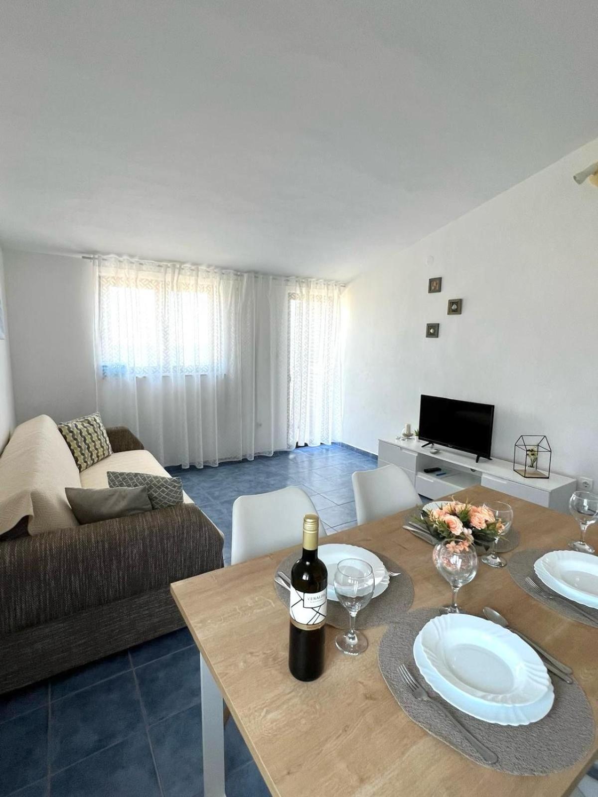 Apartments Ema Sali Ngoại thất bức ảnh