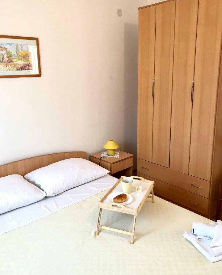 Apartments Ema Sali Ngoại thất bức ảnh